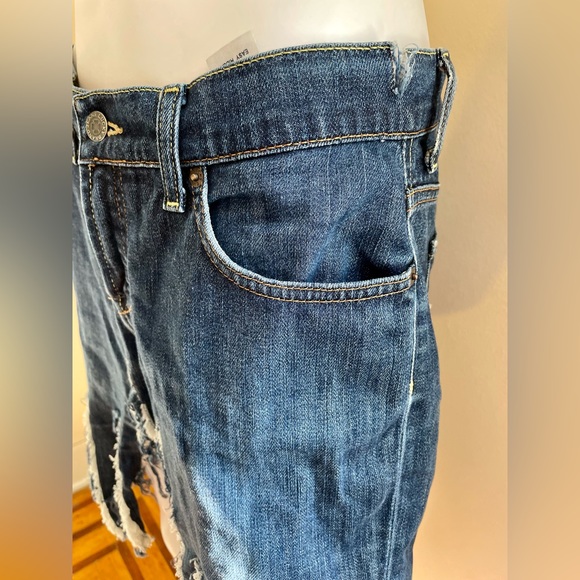 Lucky Brand Distressed Denim Jean Shorts Dark Blue Easy Rider 8/29 - Picture 6 of 11